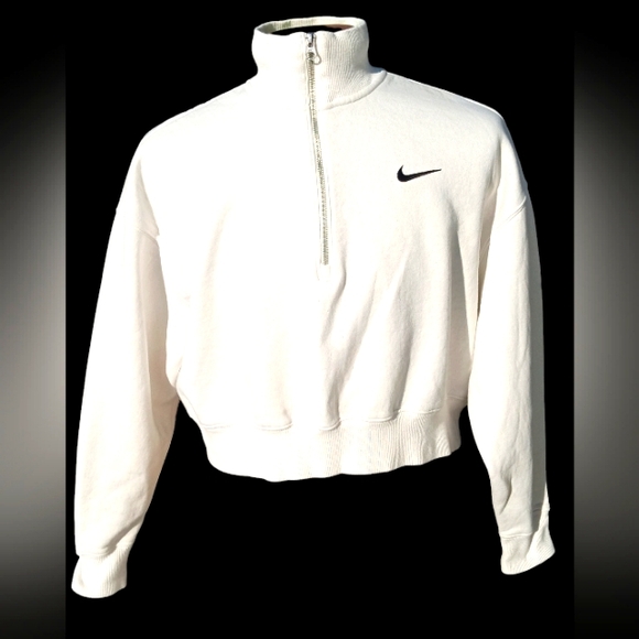 Nike Tops - Nike Cropped White Sweat Shirt Large